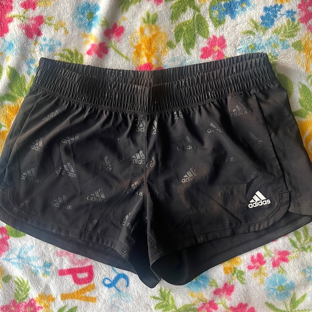 Women’s Adidas training short- brand new S